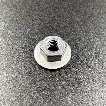 Гайка Yamaha 25-250, F30-150 (Yamaha)