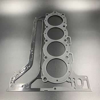 Прокладка под головку Suzuki DF150-175 (Suzuki)