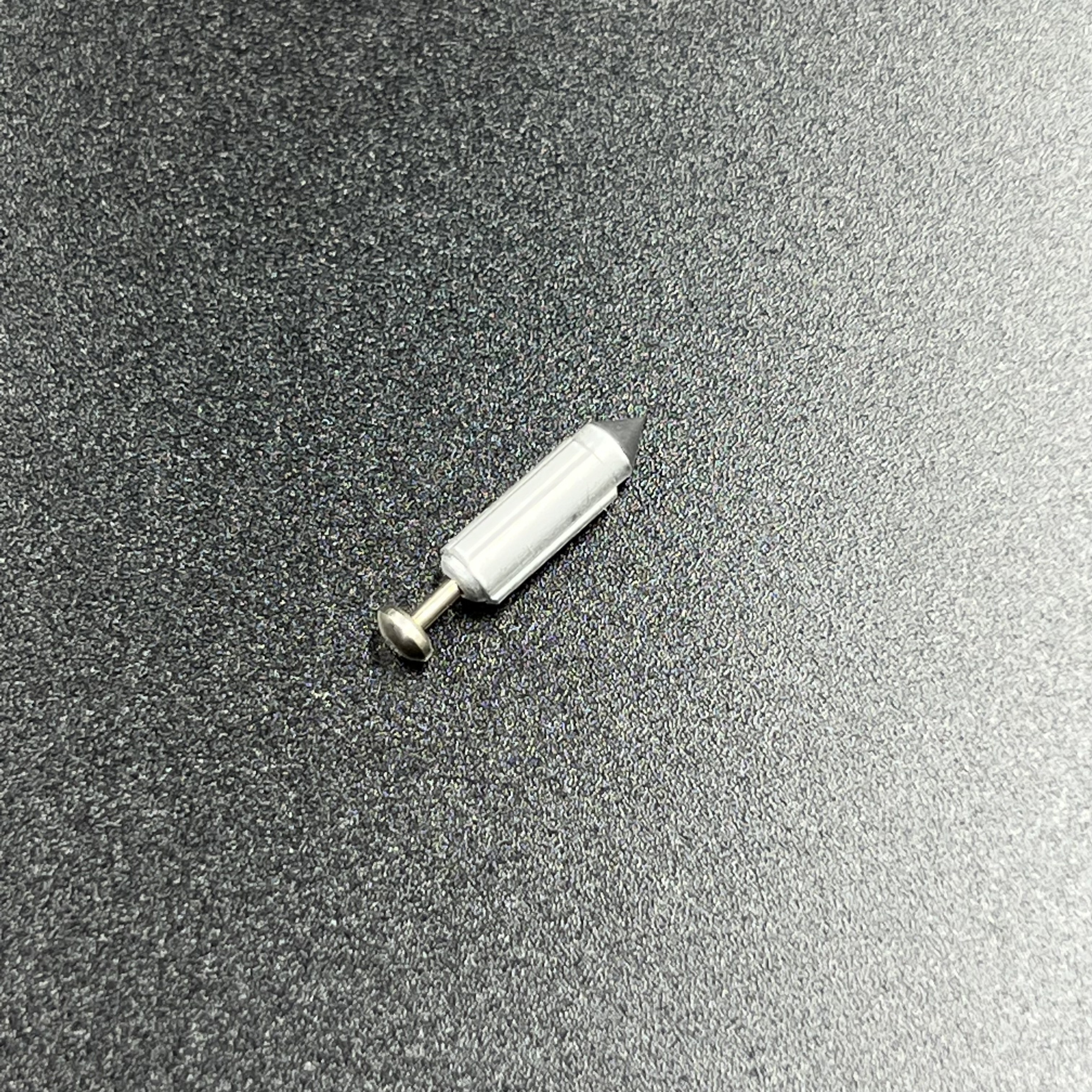 C484EFE5-C4B0-43C7-AA2D-36A3026B29AB