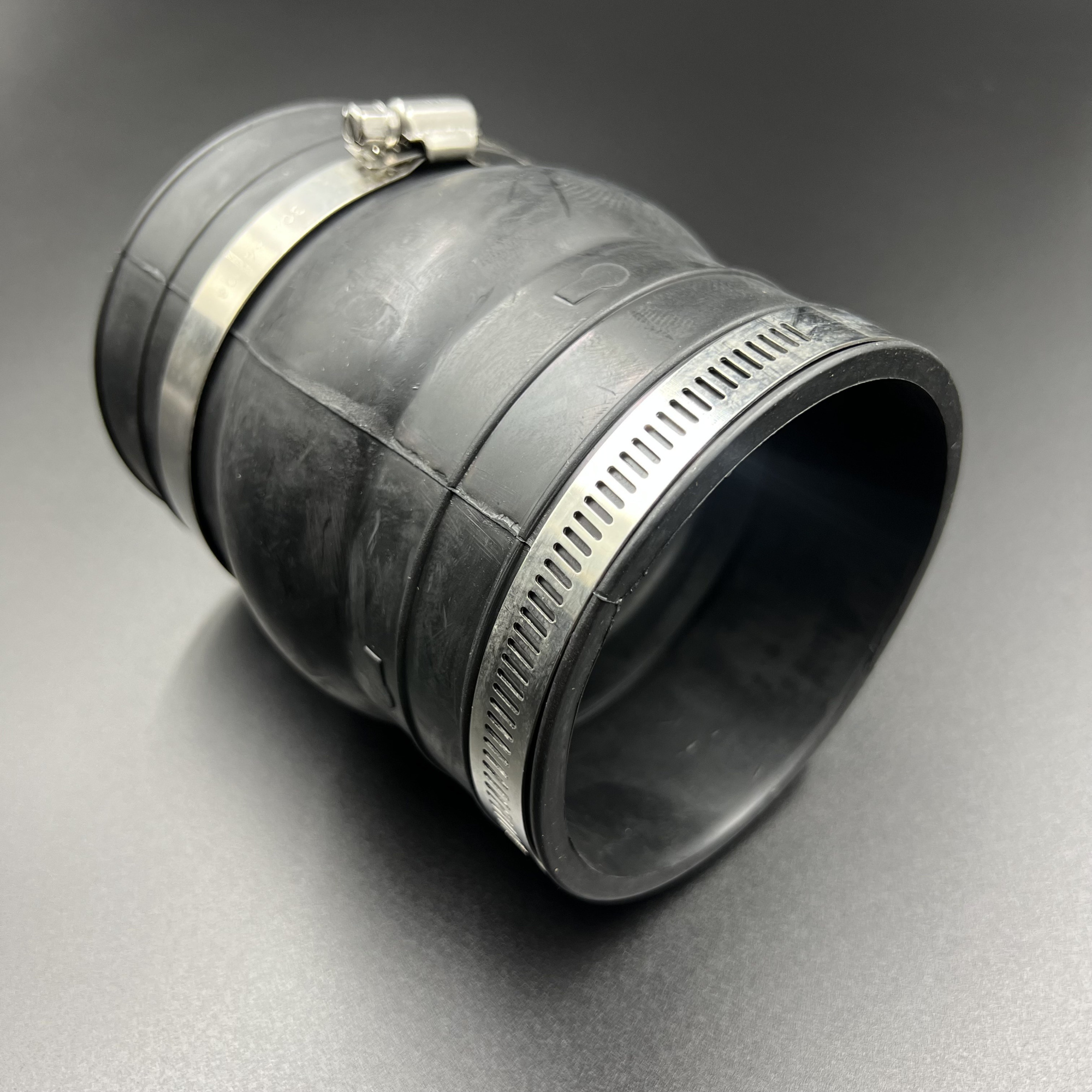 76791A5D-23F5-4889-BFFF-C33D3F3CCD53