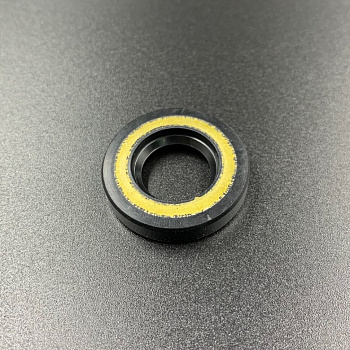 Сальник Yamaha (93101-16001) (16x30x6) (Omax)