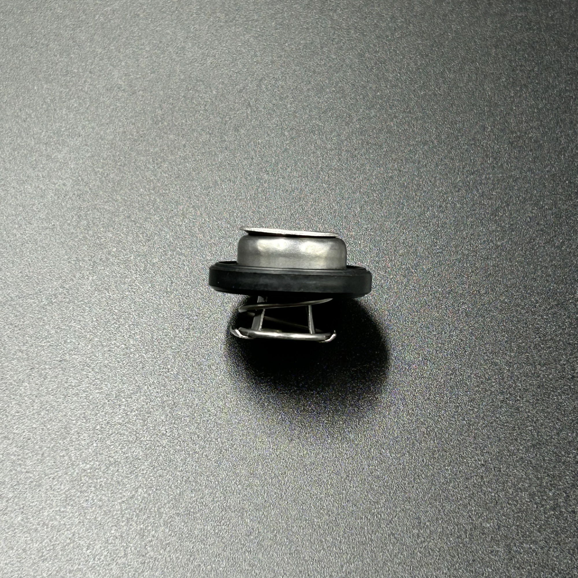 EA1E389F-6C3F-49B7-BD8B-9C825BF40C0E