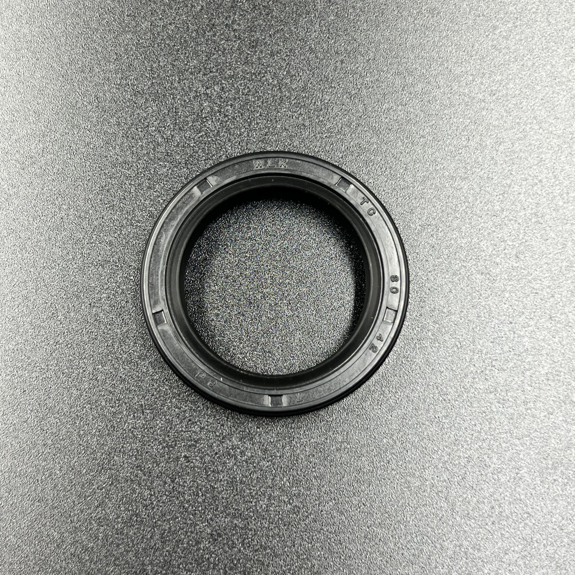 C0FBD506-47F7-4494-91C6-9EA4639411DD