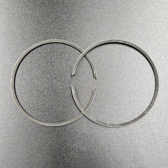 Кольца поршневые, комплект на один поршень Suzuki DT9.9-15 (толщина 1.5mm) (STD) (Sinera)