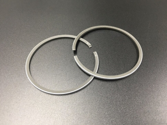 Кольца поршневые, комплект на один поршень Suzuki DT9.9-15 (толщина 2mm) (0.50mm) (Omax)