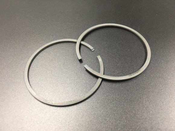 Кольца поршневые, комплект на один поршень Tohatsu 40-50 (0.50mm) (Omax)