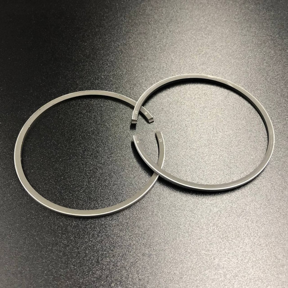 68557.580 63D-11604-00-2RING-TW kolca porshnevie, komplekt na odin porshen yamaha 40-50 (0.25mm) (2ring) (omax). Kypit za vo Vladivostoke Кольца поршневые, комплект на один поршень Yamaha 40-50 (0.25mm) (2Ring) (Omax)